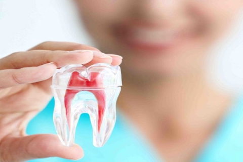 علت بسته بودن کانال دندان