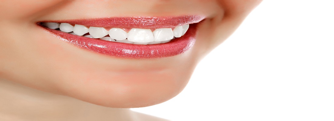 عوامل غیر بیماری زا در سفید شدن لثه و کشیدن دندان 